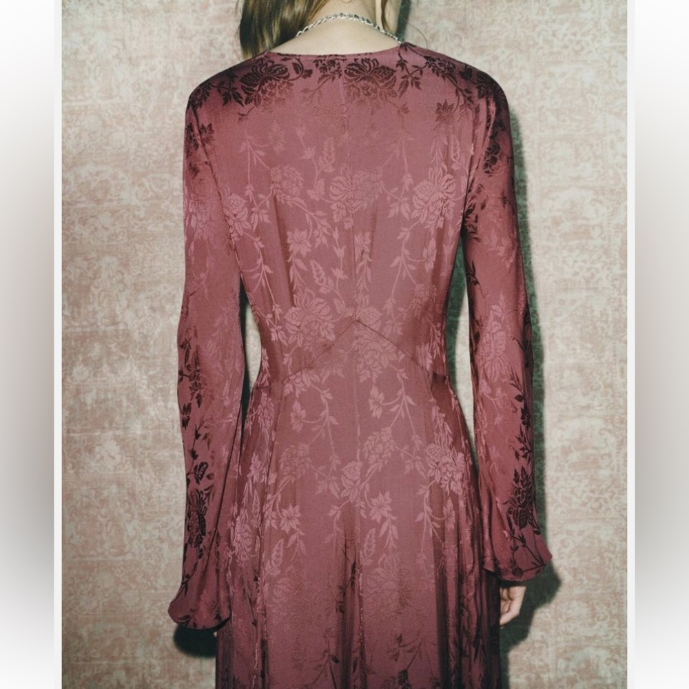 Elegant Burgundy Floral Dress Zara - Picture 4 of 8